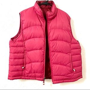 Vintage women’s XL LL Bean puffer vest. Reversible pink/red.